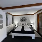 Fruehstueckspension-appartementhaus Wasserer 4*