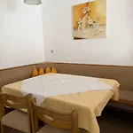 Fruehstueckspension-appartementhaus Wasserer Penzion 4*