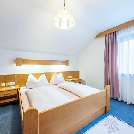 Konukevi Fruehstueckspension-appartementhaus Wasserer