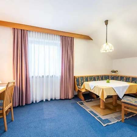 Fruehstueckspension-appartementhaus Wasserer 게스트하우스