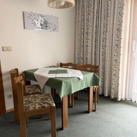 Gæstehus Fruehstueckspension-appartementhaus Wasserer 4*