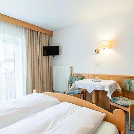 Fruehstueckspension-appartementhaus Wasserer 4*