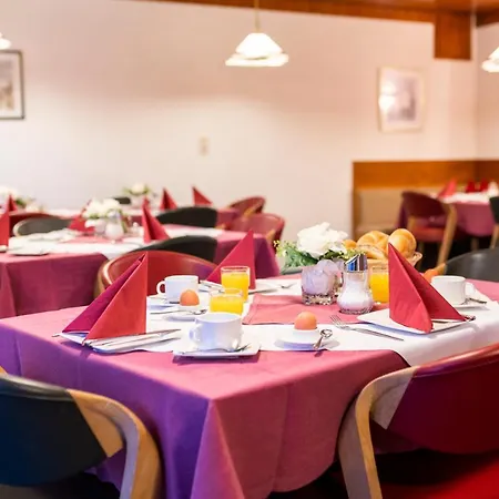 Fruehstueckspension-appartementhaus Wasserer Konukevi 4*